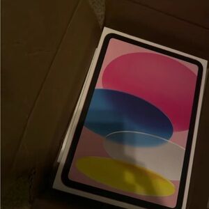 Tablet with Multicolor Display